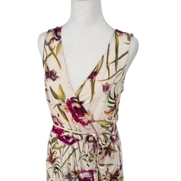 🌸 NWT Anthropologie (The Odells)  Romantic Floral Wrap Maxi Dress - Size M 🌸 - Picture 2 of 12